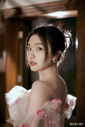 目前走红的10大美女演员，谁是你的最爱？